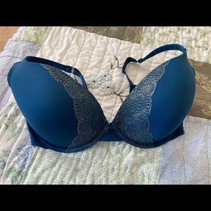 Cacique 40DDD smooth boost plunge bra